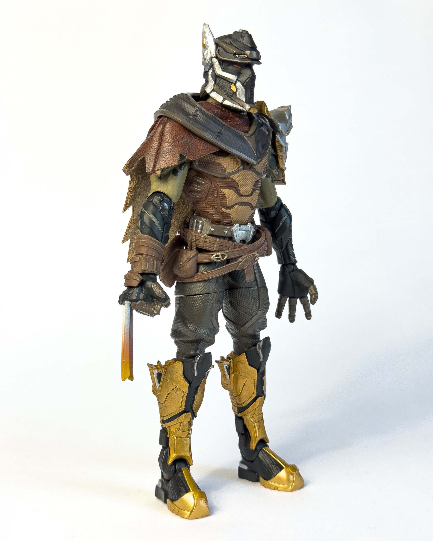 Legendari Cyberius Kaine Action Figure [PRE-ORDER]