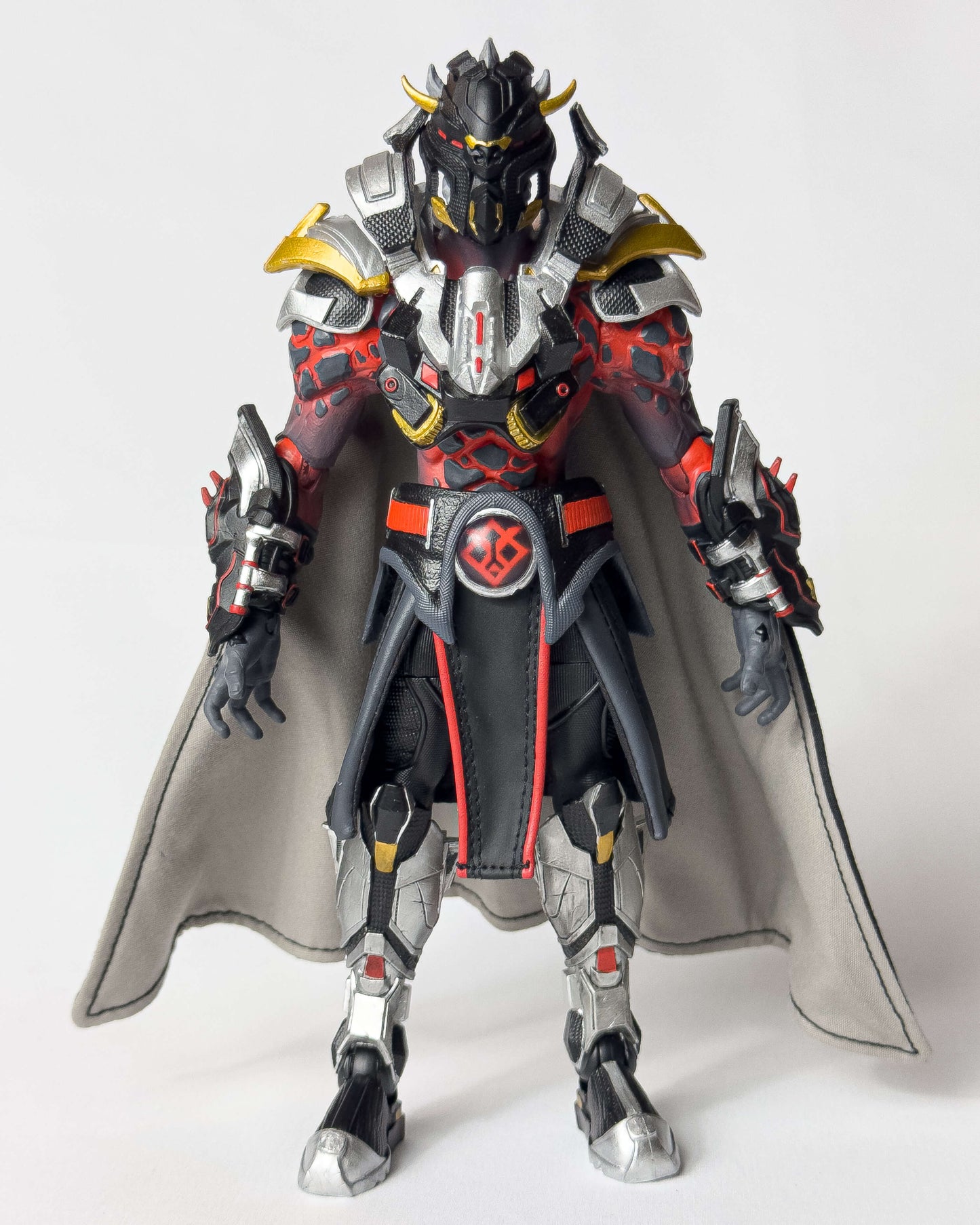 Legendari Kael Darkhelm Action Figure [PRE-ORDER]