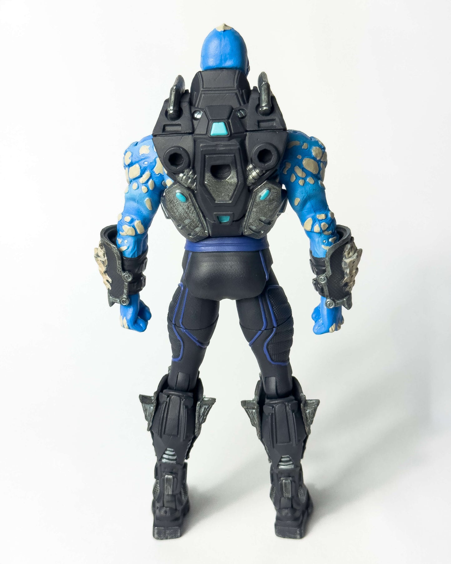 Legendari Prime Action Figure [PRE-ORDER]